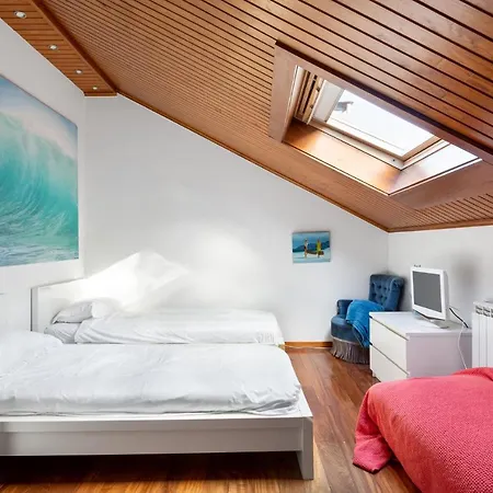 Altido Stunning 4-br House With Private Yard In 別荘 *