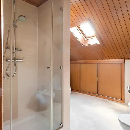 別荘 Altido Stunning 4-br House With Private Yard In